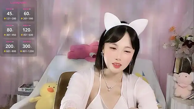 Snapshot of LaoSHI-999 chatting on 03-01-25, 10:13 LaoSHI-999 online show from 03-01-25, 10:13