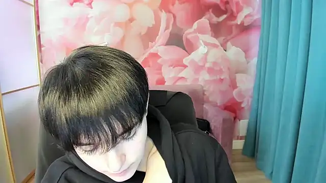 Snapshot of EmiliaYours chatting on 12-10-24, 09:55 EmiliaYours online show from 12-10-24, 09:55