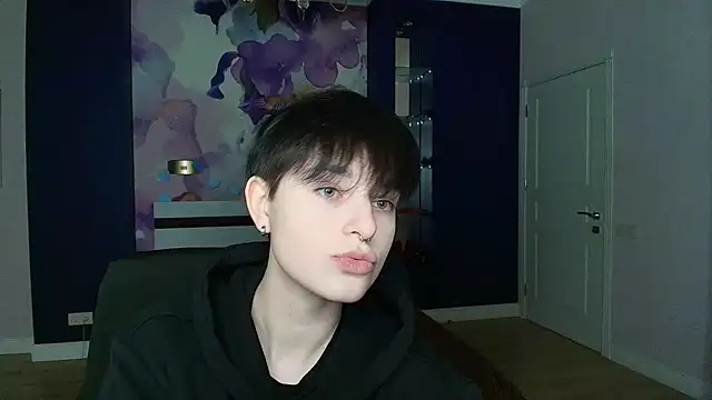 Snapshot of EmiliaYours chatting on 12-13-24, 03:43 EmiliaYours online show from 12-13-24, 03:43