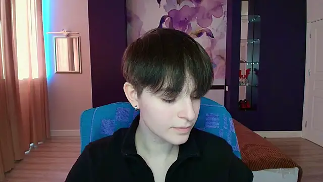 Snapshot of EmiliaYours chatting on 01-20-25, 01:00 EmiliaYours online show from 01-20-25, 01:00