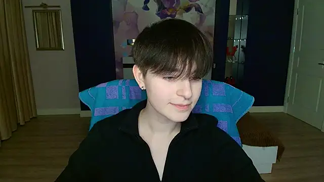 Snapshot of EmiliaYours chatting on 01-20-25, 04:34 EmiliaYours online show from 01-20-25, 04:34