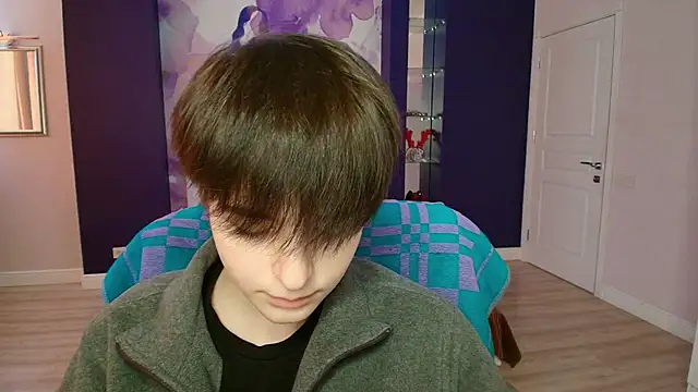 Snapshot of EmiliaYours chatting on 02-03-25, 12:47 EmiliaYours online show from 02-03-25, 12:47