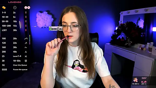 luna berryy online show from 02-24-25, 08:14