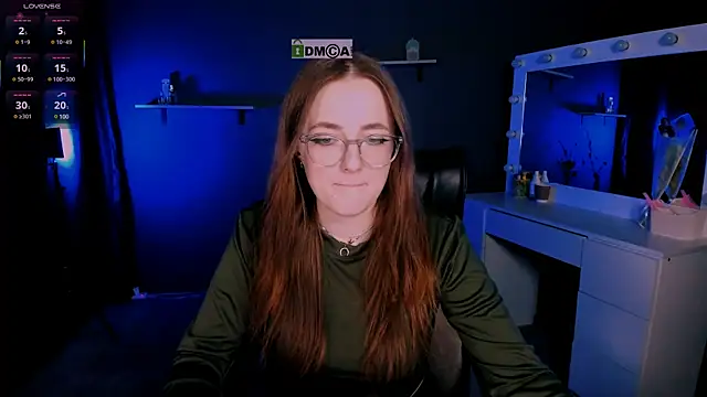 luna berryy online show from 03-10-25, 11:38