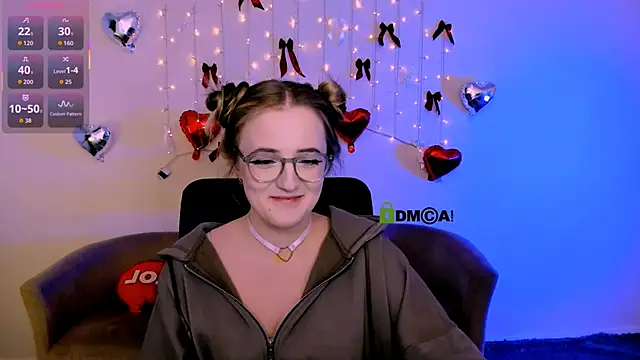 Snapshot of luna_berryy chatting on 02-20-26, 08:20 luna berryy online show from 02-20-26, 08:20