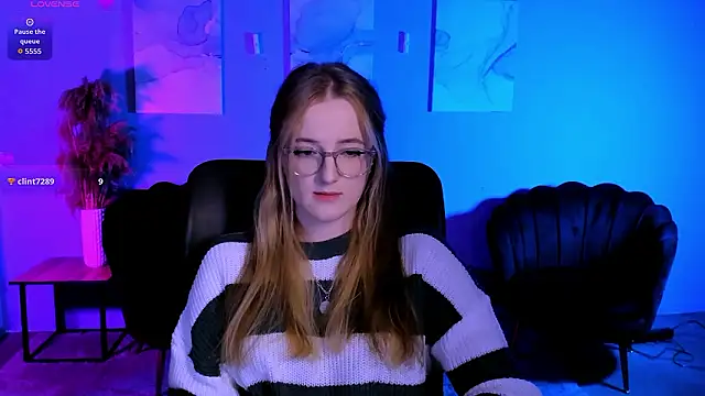 Snapshot of luna_berryy chatting on 03-11-26, 08:15 luna berryy online show from 03-11-26, 08:15