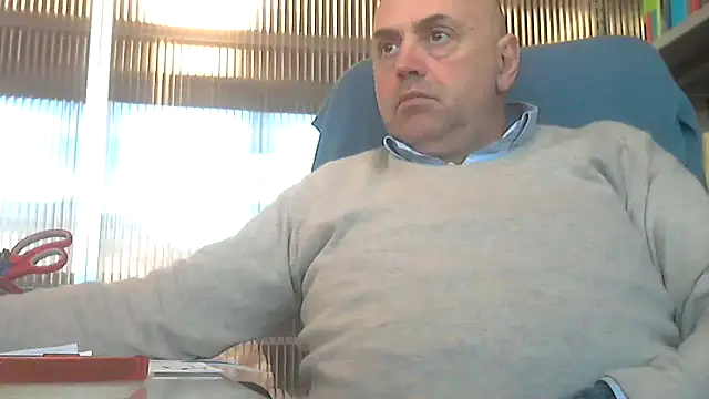 Snapshot of pantomax chatting on 12-26-24, 09:55 pantomax online show from 12-26-24, 09:55