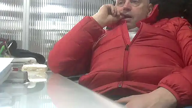 Snapshot of pantomax chatting on 01-28-25, 06:38 pantomax online show from 01-28-25, 06:38