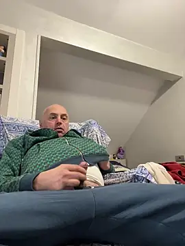 Snapshot of pantomax chatting on 02-17-25, 01:42 pantomax online show from 02-17-25, 01:42