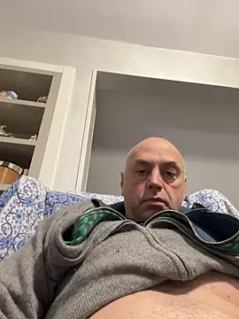 Snapshot of pantomax chatting on 03-22-25, 02:48 pantomax online show from 03-22-25, 02:48