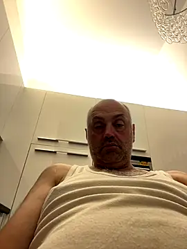 Snapshot of pantomax chatting on 09-26-25, 02:10 pantomax online show from 09-26-25, 02:10