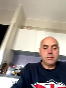 Snapshot of pantomax chatting on 10-15-25, 01:11 pantomax online show from 10-15-25, 01:11