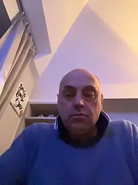 Snapshot of pantomax chatting on 11-07-25, 11:38 pantomax online show from 11-07-25, 11:38