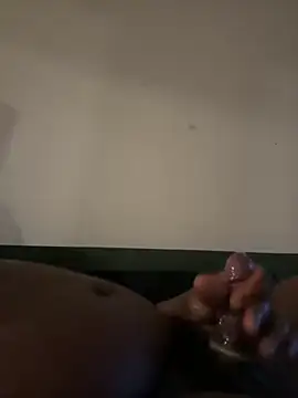 Snapshot of kelloggs202 chatting on 11-16-25, 09:15 kelloggs202 online show from 11-16-25, 09:15