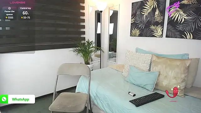 valentino Renato online show from 01-17-25, 01:04