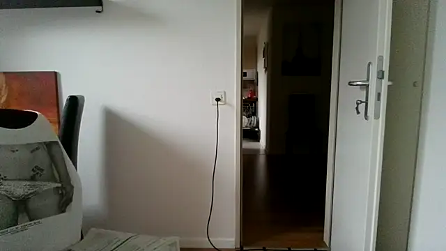 alpha-hunk online show from 09-26-25, 07:12