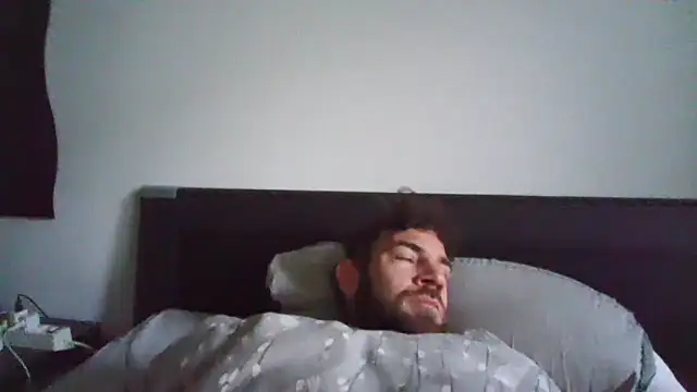 alpha-hunk online show from 10-11-25, 06:56