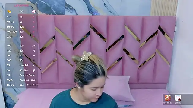 Snapshot of collegepawglovedaddy chatting on 03-05-26, 07:54 collegepawglovedaddy online show from 03-05-26, 07:54