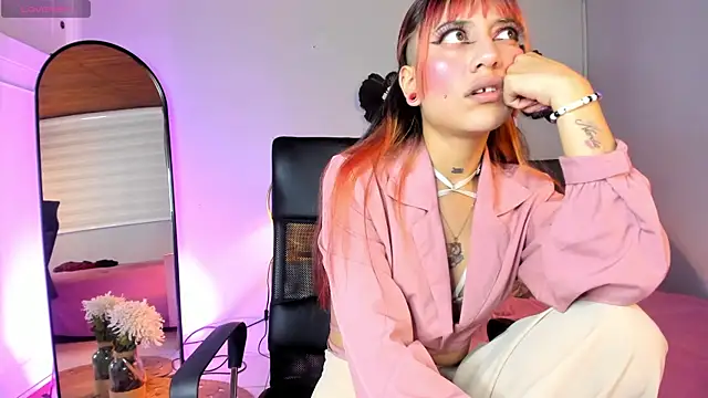 stormyy 22 online show from 12-18-24, 01:59