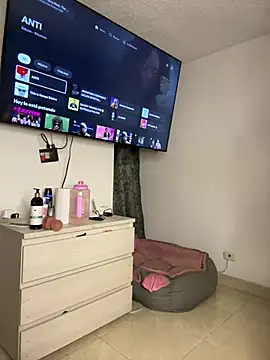 ariiel  online show from 12-26-24, 01:07