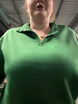 Snapshot of BustyBonnieUK chatting on 01-20-25, 09:53 BustyBonnieUK online show from 01-20-25, 09:53