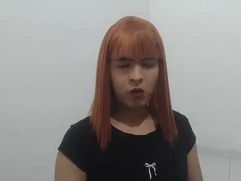 estefania224 online show from 04-27-26, 11:25