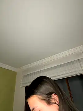 Snapshot of aurora_divine chatting on 09-11-25, 12:33 aurora divine online show from 09-11-25, 12:33