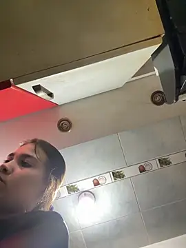 Snapshot of aurora_divine chatting on 10-01-25, 10:49 aurora divine online show from 10-01-25, 10:49