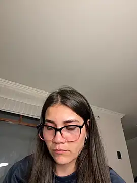 Snapshot of aurora_divine chatting on 10-15-25, 10:54 aurora divine online show from 10-15-25, 10:54