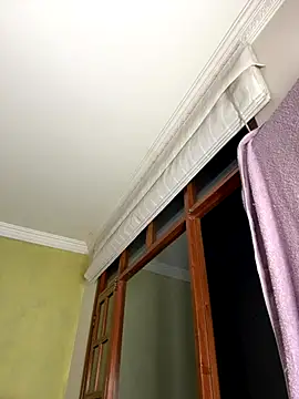 Snapshot of aurora_divine chatting on 10-17-25, 10:56 aurora divine online show from 10-17-25, 10:56