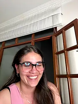 Snapshot of aurora_divine chatting on 10-27-25, 11:09 aurora divine online show from 10-27-25, 11:09