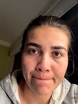 Snapshot of aurora_divine chatting on 11-14-25, 11:02 aurora divine online show from 11-14-25, 11:02