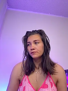 aurora divine online show from 06-11-26, 08:40