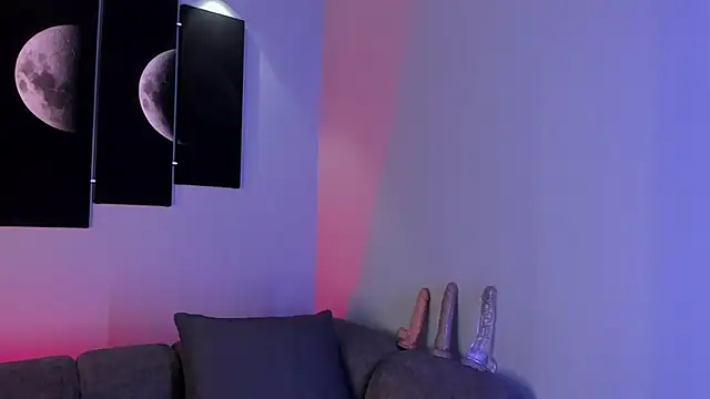 Snapshot of maddy_walker chatting on 02-07-25, 07:27 maddy walker online show from 02-07-25, 07:27