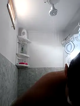 Lucyy-hess online show from 12-15-24, 12:49