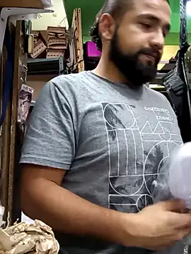 Snapshot of sabor_Latino_bdsm chatting on 01-29-25, 01:05 sabor Latino bdsm online show from 01-29-25, 01:05