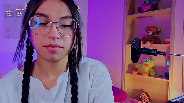 MadyJackson online show from 04-22-26, 11:34