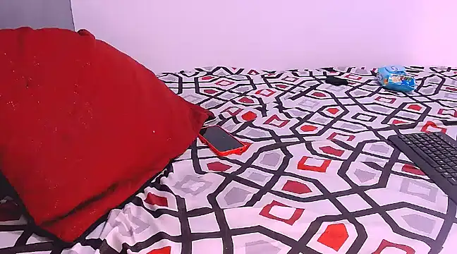 bubble red online show from 02-06-25, 07:18