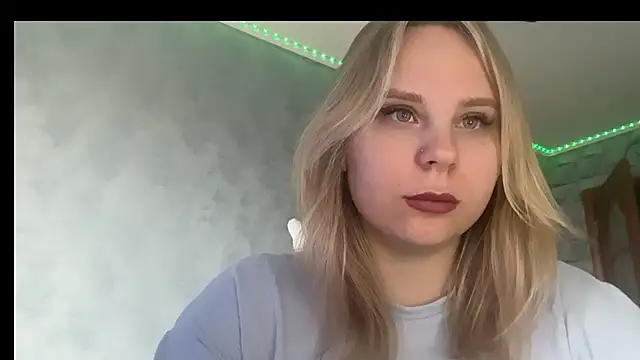 Thalia  Star online show from 04-28-26, 09:03