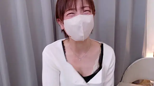 Risa 06 online show from 11-29-25, 11:35