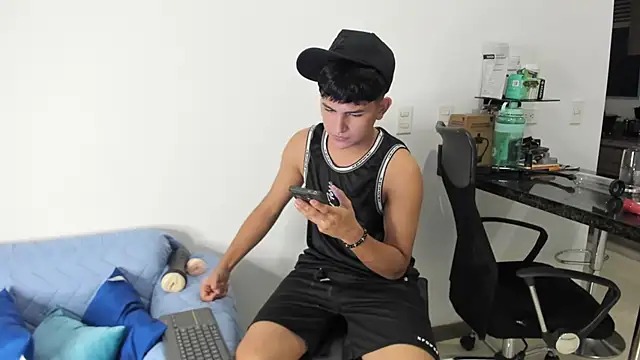 Lyam ap online show from 02-01-25, 01:34