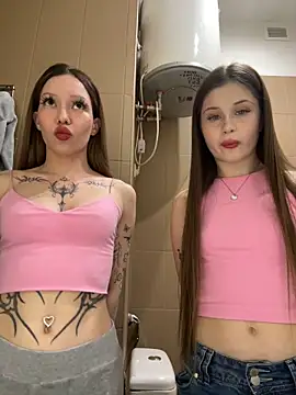Snapshot of babydolll chatting on 04-19-26, 06:43 babydolll online show from 04-19-26, 06:43