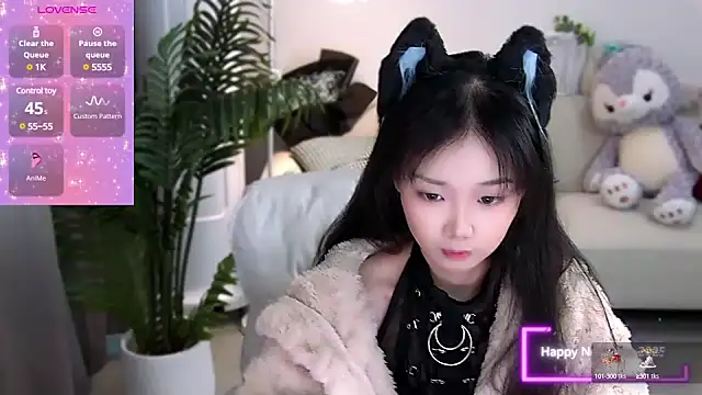 Snapshot of Sheep-1 chatting on 01-09-25, 02:33 Sheep-1 online show from 01-09-25, 02:33