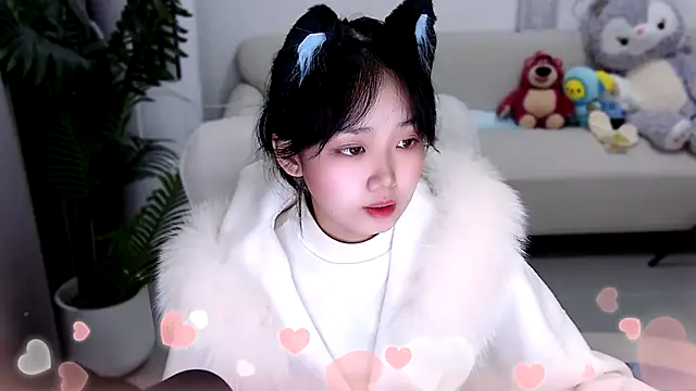 Snapshot of Sheep-1 chatting on 03-09-25, 12:42 Sheep-1 online show from 03-09-25, 12:42