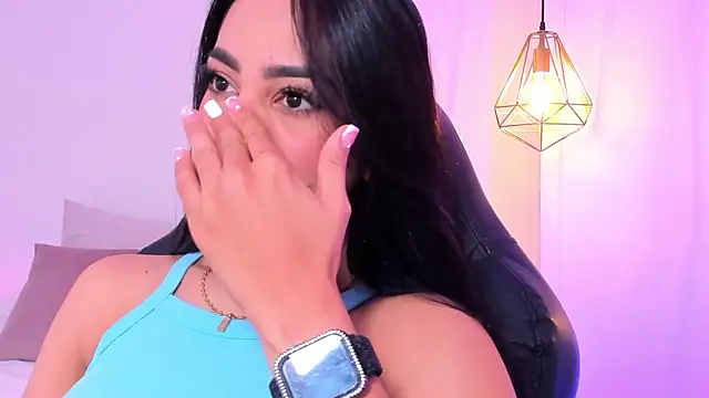 Snapshot of mallie_quinn chatting on 01-04-25, 12:59 mallie quinn online show from 01-04-25, 12:59