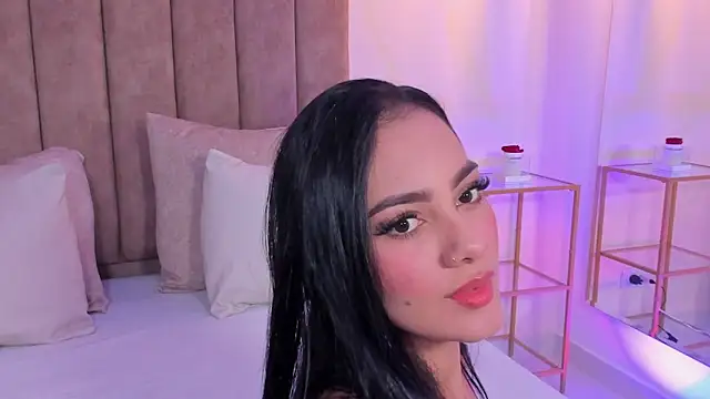 mallie quinn online show from 04-30-26, 01:39