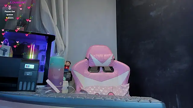 Snapshot of sherilkwang19tv chatting on 10-12-25, 09:25 sherilkwang19tv online show from 10-12-25, 09:25