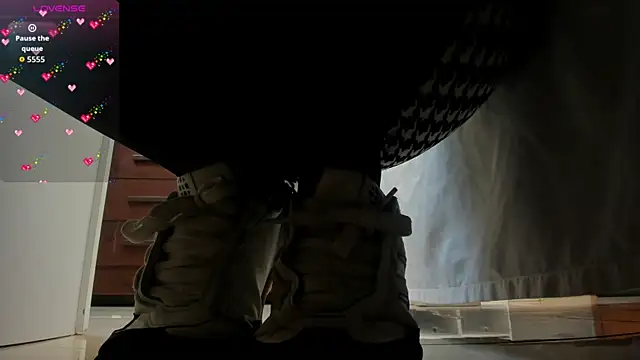 Snapshot of sherilkwang19tv chatting on 10-25-25, 12:07 sherilkwang19tv online show from 10-25-25, 12:07