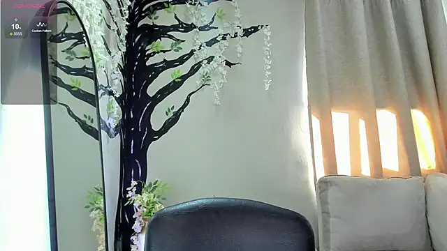 Snapshot of ebbafernandez_ chatting on 09-23-25, 07:28 ebbafernandez  online show from 09-23-25, 07:28