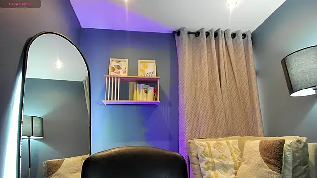 ebbafernandez  online show from 07-25-26, 12:03